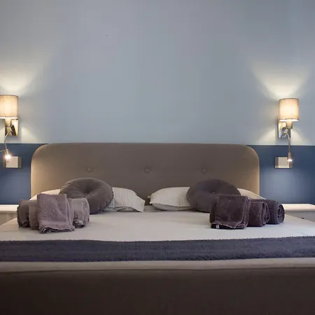 Shardan Guest House-3