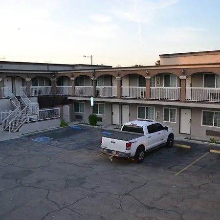 Bell Gardens Inn Los Angeles - Bell Gardens-3