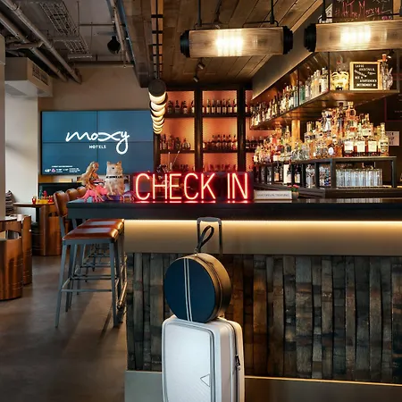Moxy Louisville Downtown-3