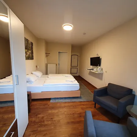 Hotel Waldrausch-2