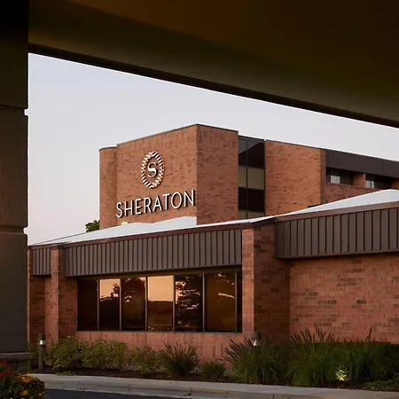 Sheraton Grand Rapids Airport Hotel-2