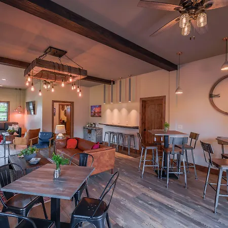 Golden Stone Inn-2