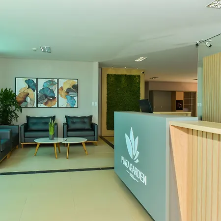 Hotel Plaza Garden-3