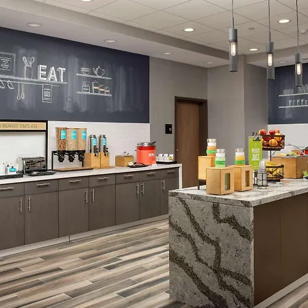 Hampton Inn Boston Logan Airport Chelsea-2
