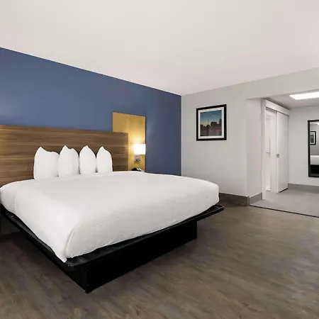 Surestay Plus By Best Western Pigeon Forge-3