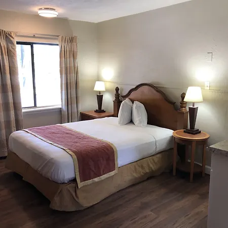 Ocala Cove Motel-2