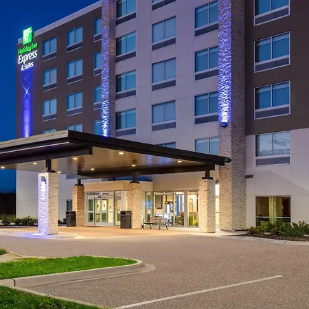 Holiday Inn Express & Suites - Beloit By Ihg-3