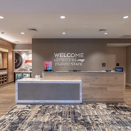 Hampton Inn & Suites Raleigh Midtown, Nc-2