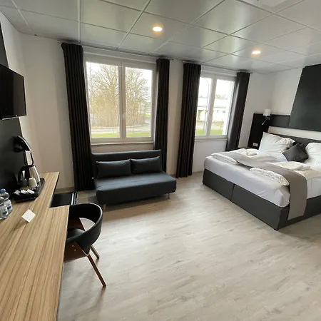 Yebs Hotel-3