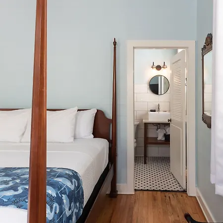 The Porch On Frances Inn - Adults Exclusive-2