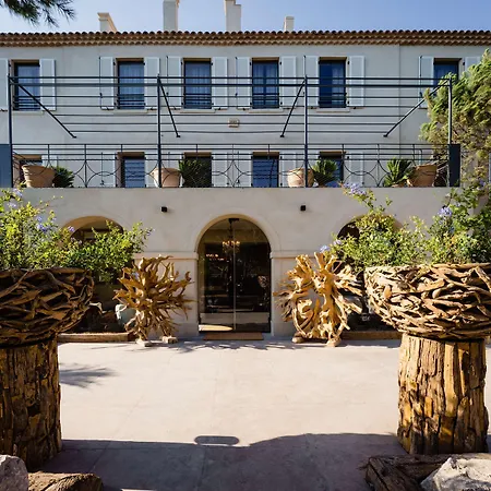 Le Hameau Des Pesquiers Ecolodge&Spa, Curio Collection By Hilton-2