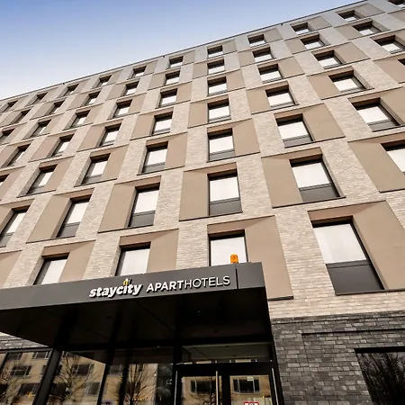 Staycity Aparthotels Frankfurt Airport-3