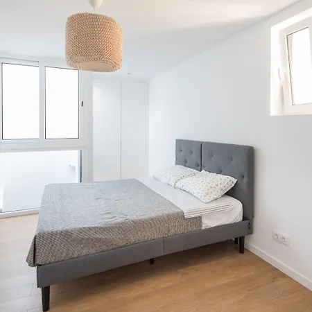 Echo Homespaces Marques-2