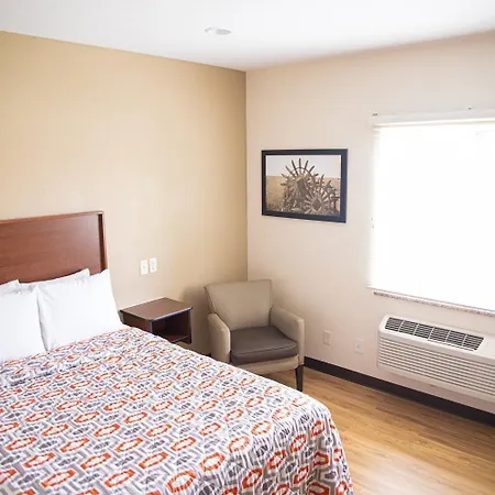White House Suites-2