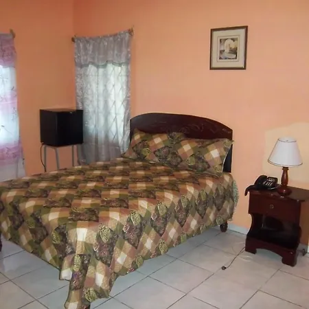 Tropical Court Resort Near Montego Bay Airport-2