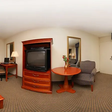 Texas Inn & Suites-2
