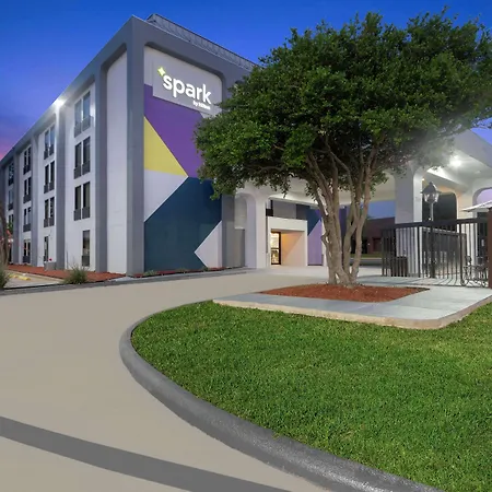 Spark By Hilton Grand Prairie-3