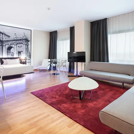 B&B HOTEL Madrid Aeropuerto T4-3