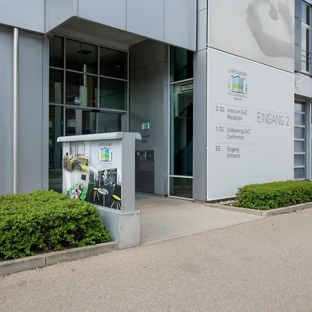 Livenwork Hotel&CoWorking GVZ Ingolstadt-3