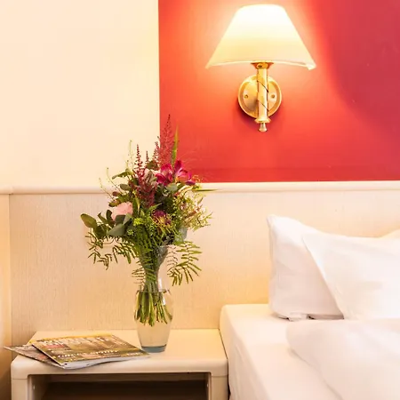 Arvena Reichsstadt Hotel-2