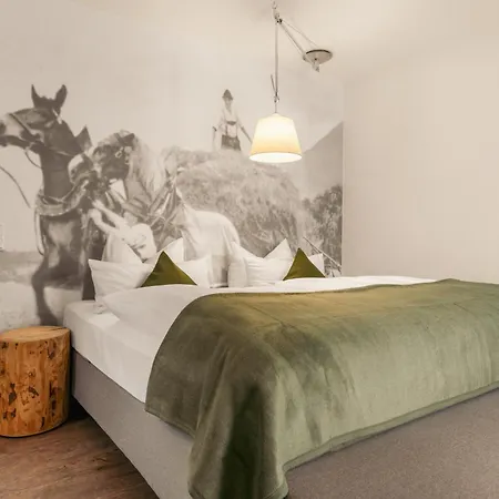 Boutique Hotel Villa Lago-3