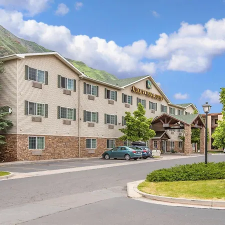 Quality Inn & Suites On The River-3