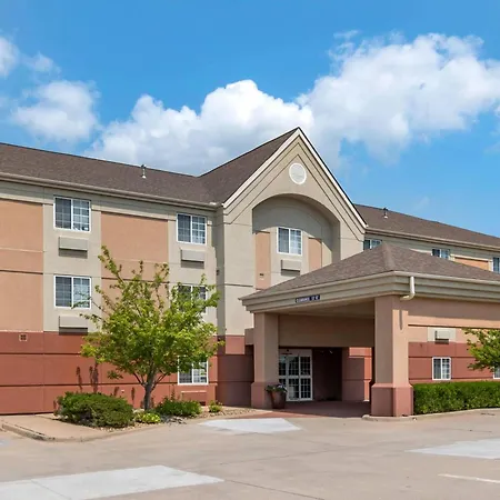 Mainstay Suites Emporia-2