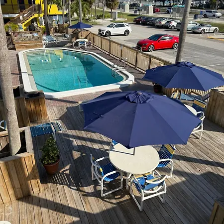 Barefoot Bay Resort Motel-3