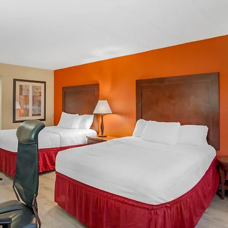 Clarion Hotel & Conference Center Lansing West-3