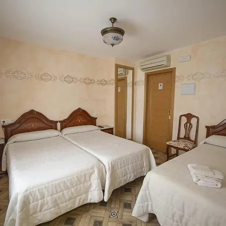 Hostal Paquita-3