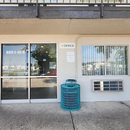 Motel 6-Conroe, Tx-2