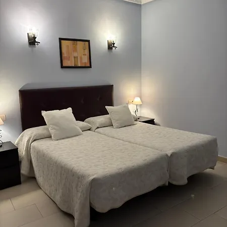 Hostal Cerezo 2-3