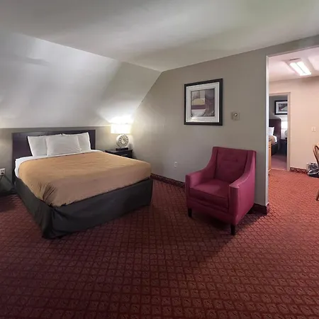 Rodeway Inn & Suites Hershey Chocolate Avenue-2