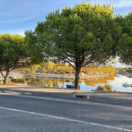 Appartement supérieur sur l 'étang climatisation parking-2