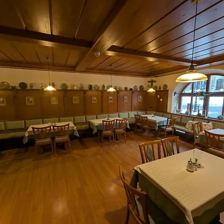Hotel Gasthof Zum Löwen-2