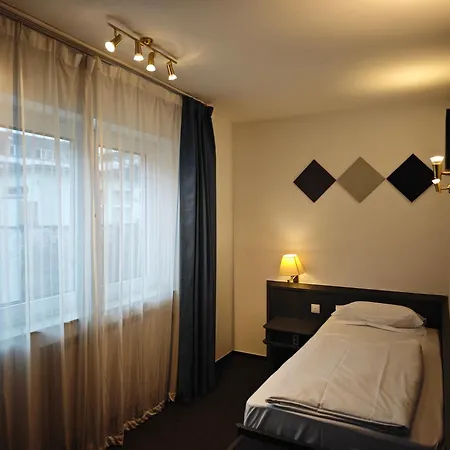 Hotel Merian-3