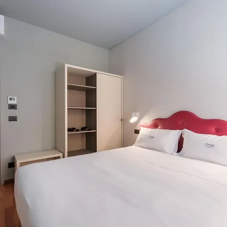 Hotel Touring-3