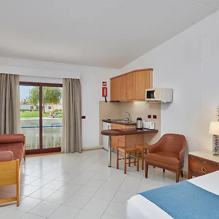 Hotel Apartamento Do Golfe-3