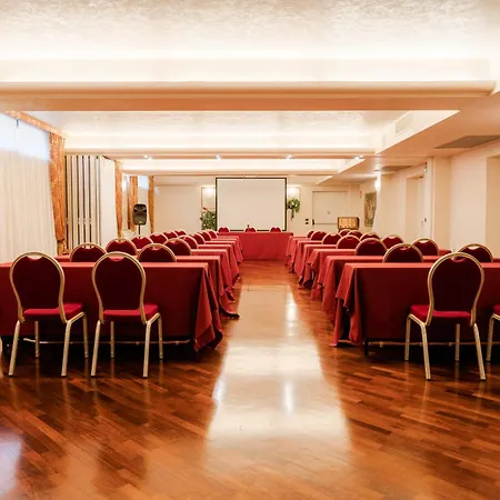 Hotel Savoy Palace-3