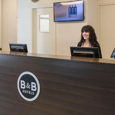 B&B Hotel Faenza-3