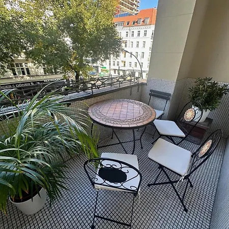 Hotel Seifert Berlin am Kurfürstendamm-3