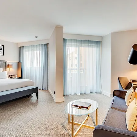 Columbus Hotel Monte-Carlo, Curio Collection By Hilton-3