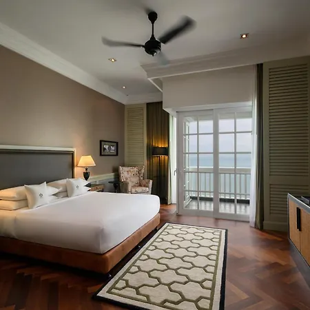 Eastern & Oriental Hotel-3