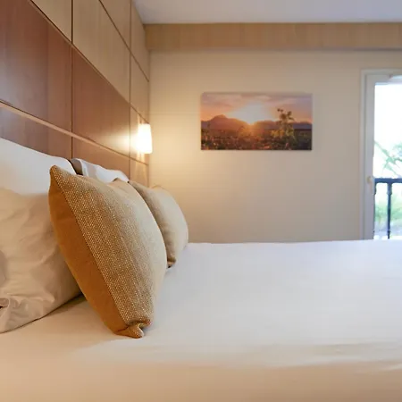 Hôtel Le Kennedy, Clermont-Ferrand, The Originals Relais-3