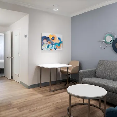 Hilton Boca Raton Suites - Newly Renovated-3