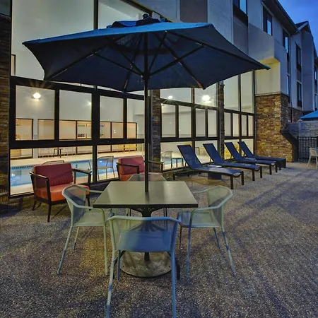 Hampton Inn Detroit/Belleville-Airport Area-2