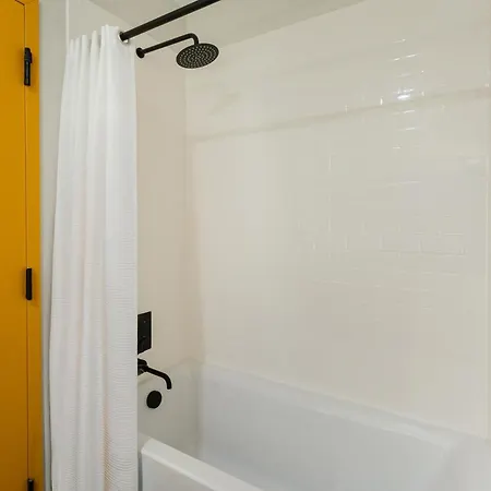 Sun & Ski Inn And Suites-2