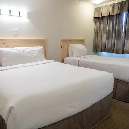 Rocky Mountain Ski Lodge-2
