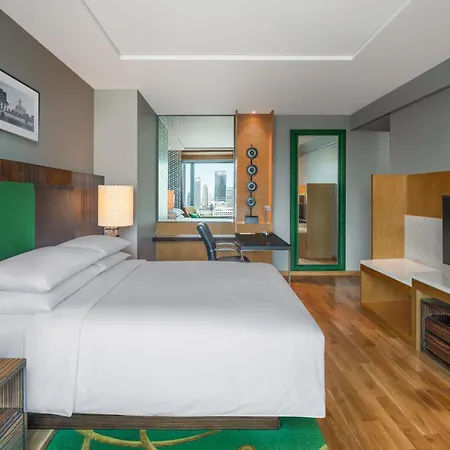 Renaissance Bangkok Ratchaprasong Hotel By Marriott-2
