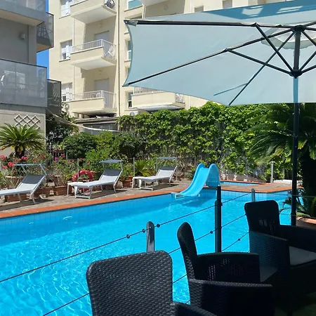 Golf Hotel-2